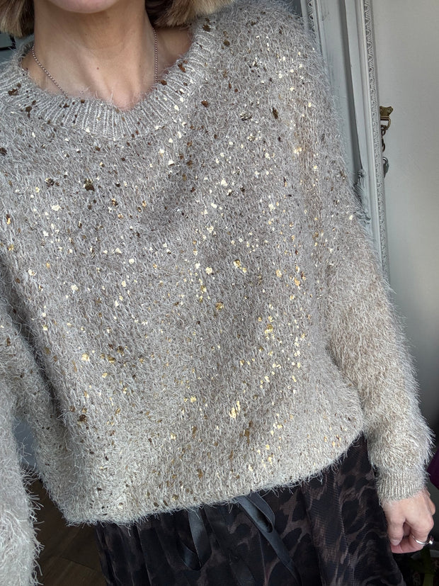 METALLIC FLUFFY JUMPER