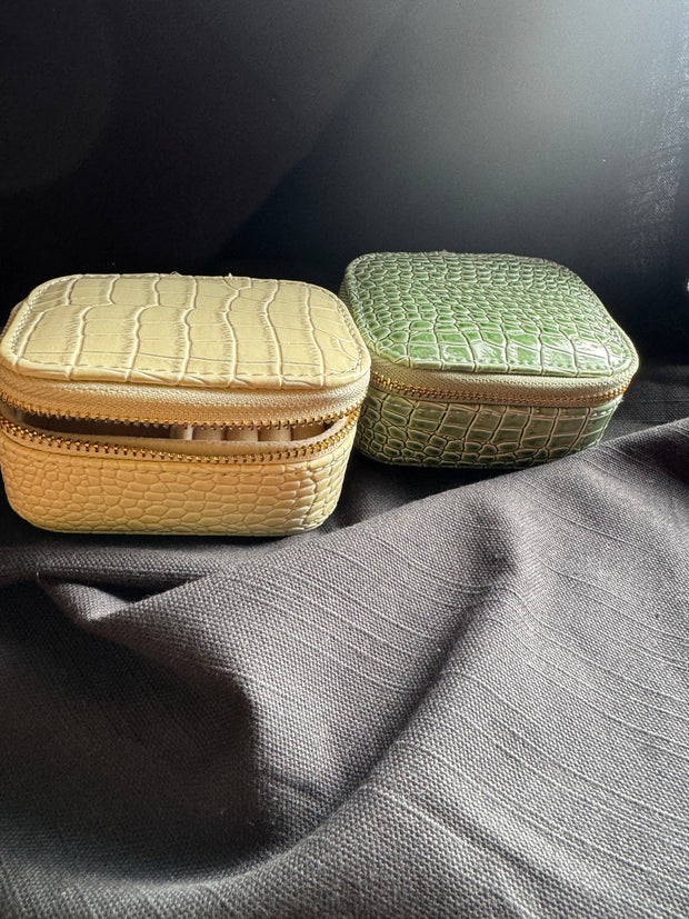 MOCK CROC JEWELLERY TRAVEL BOX -  The Style Society Boutique 