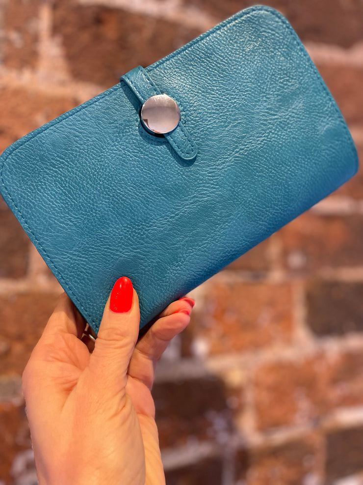 TRAVEL WALLETS -  The Style Society Boutique 