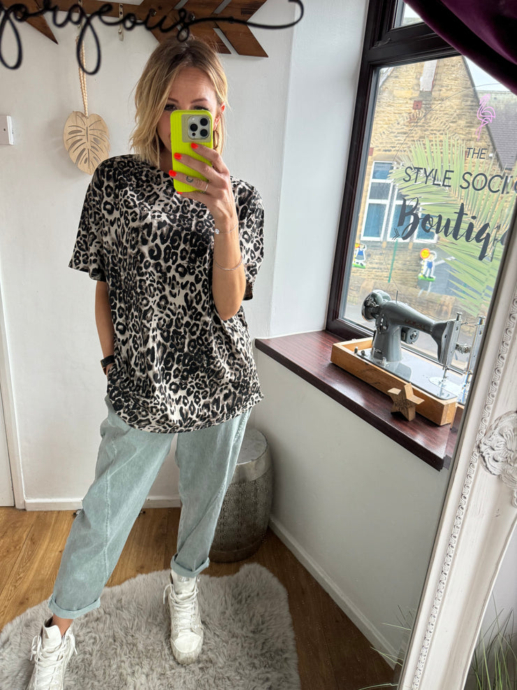 BOXY LEOPARD PRINT TEE -  The Style Society Boutique 
