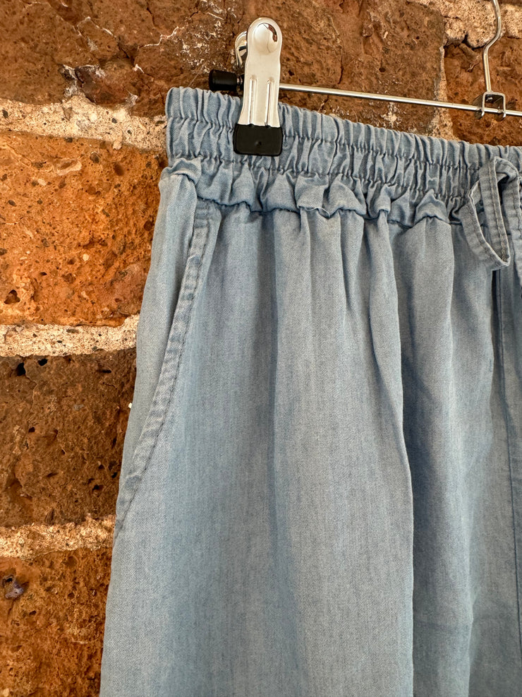 CHAMBRAY SHORTS WITH POCKETS -  The Style Society Boutique 